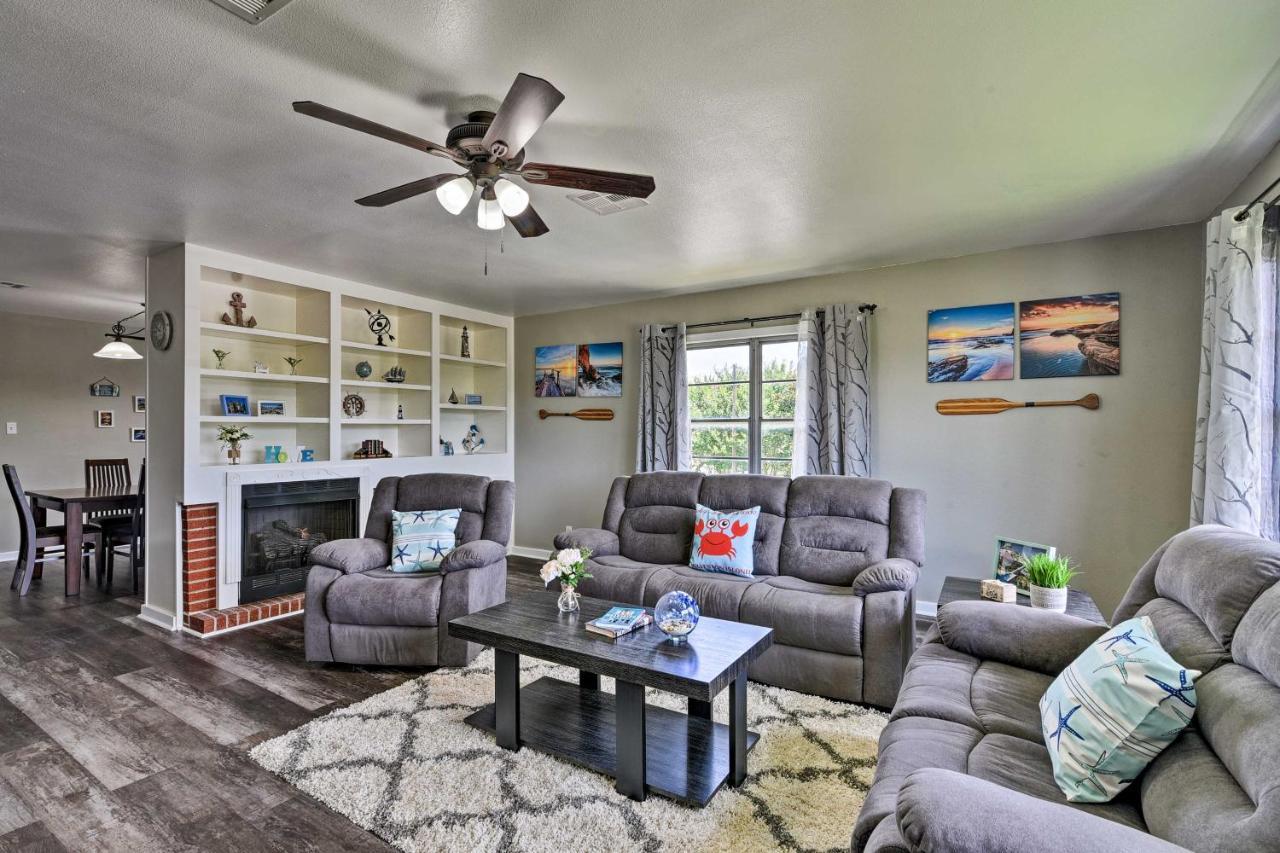 Spacious And Modern Family Duplex In Galveston! Экстерьер фото