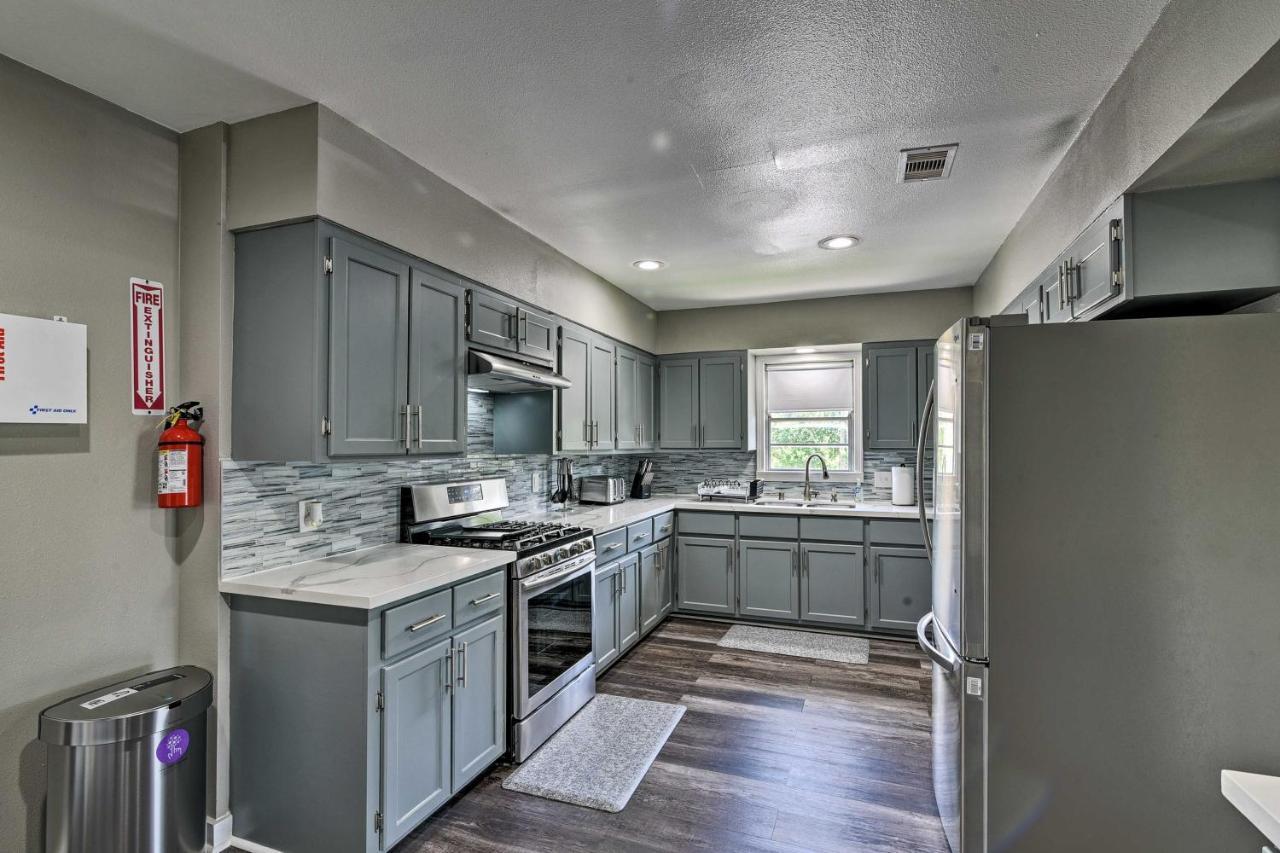 Spacious And Modern Family Duplex In Galveston! Экстерьер фото